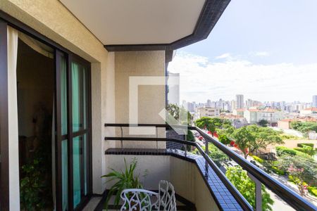 Apartamento à venda com 250m², 3 quartos e 4 vagasVaranda 