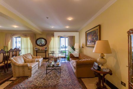 Apartamento à venda com 250m², 3 quartos e 4 vagasSala