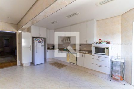 Apartamento à venda com 250m², 3 quartos e 4 vagasCozinha 