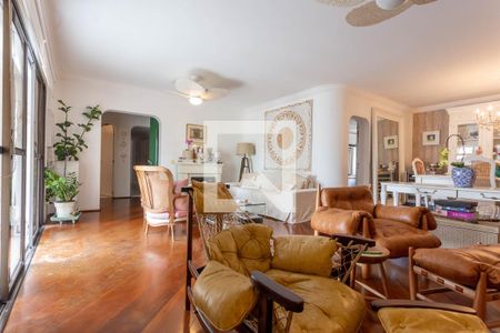 Apartamento à venda com 196m², 4 quartos e 3 vagasSala