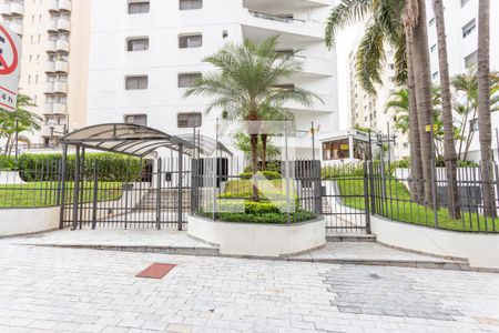 Apartamento à venda com 196m², 4 quartos e 3 vagasFachada