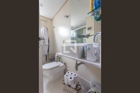 Apartamento à venda com 196m², 4 quartos e 3 vagasBanheiro Social