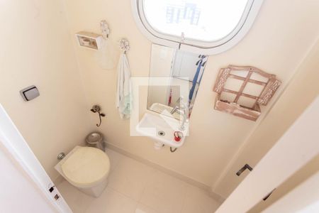 Apartamento à venda com 196m², 4 quartos e 3 vagasBanheiro da Área de Serviço