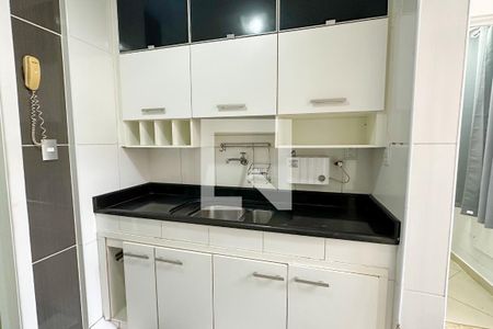 Apartamento para alugar com 86m², 2 quartos e sem vagaCozinha 