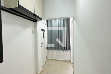 Apartamento para alugar com 86m², 2 quartos e sem vagaQuarto de serviço 