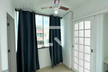 Quarto  de apartamento para alugar com 2 quartos, 86m² em Copacabana, Rio de Janeiro
