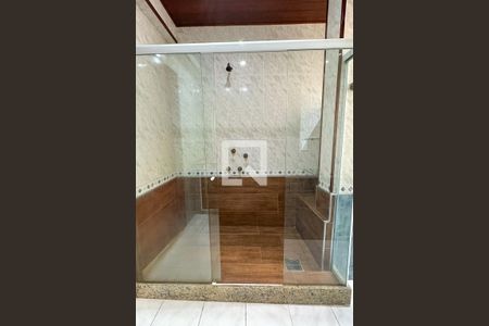 Apartamento para alugar com 86m², 2 quartos e sem vagaBanheiro