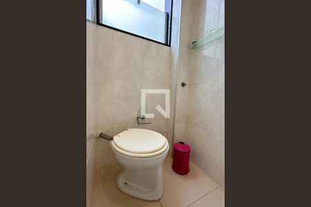 Apartamento para alugar com 86m², 2 quartos e sem vagaBanheiro