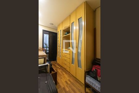 Apartamento à venda com 146m², 3 quartos e 2 vagasQuarto 1