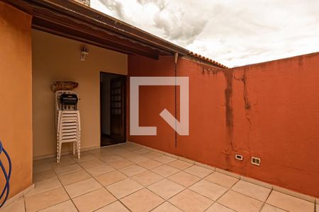 Casa à venda com 179m², 4 quartos e 1 vagaÁrea de Serviço