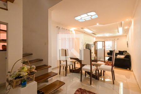 Sala de casa à venda com 4 quartos, 179m² em Parque Renato Maia, Guarulhos