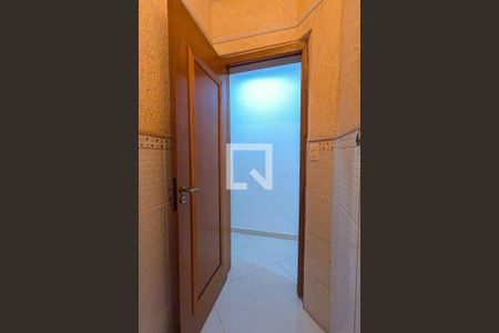 Casa à venda com 179m², 4 quartos e 1 vagaLavabo