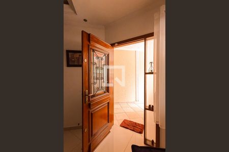 Casa à venda com 179m², 4 quartos e 1 vagaEntrada