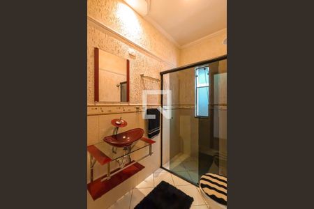 Casa à venda com 179m², 4 quartos e 1 vagaBanheiro