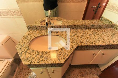 Casa à venda com 281m², 3 quartos e 4 vagas Casa à venda com 281m², 3 quartos e 4 vagasLavabo