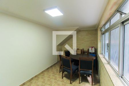 Casa à venda com 281m², 3 quartos e 4 vagas Casa à venda com 281m², 3 quartos e 4 vagasQuarto de Serviço