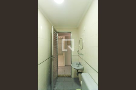 Casa à venda com 281m², 3 quartos e 4 vagas Casa à venda com 281m², 3 quartos e 4 vagasBanheiro de serviço