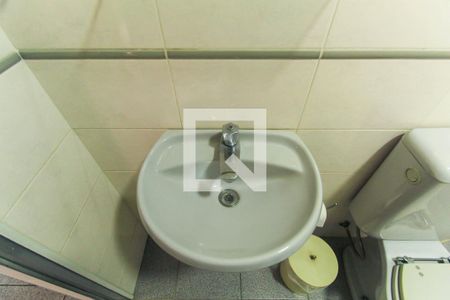 Casa à venda com 281m², 3 quartos e 4 vagas Casa à venda com 281m², 3 quartos e 4 vagasBanheiro de serviço