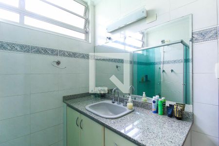 Casa à venda com 281m², 3 quartos e 4 vagas Casa à venda com 281m², 3 quartos e 4 vagasBanheiro