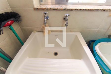 Casa à venda com 281m², 3 quartos e 4 vagas Casa à venda com 281m², 3 quartos e 4 vagasÁrea de Serviço