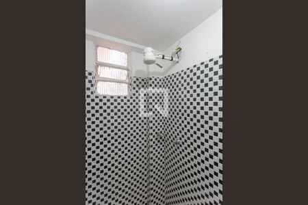 Banheiro de casa para alugar com 1 quarto, 35m² em Sacoma, São Paulo