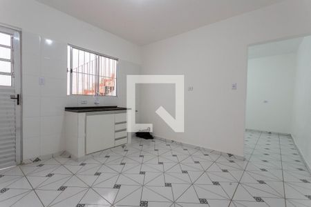 Cozinha de casa para alugar com 1 quarto, 35m² em Sacoma, São Paulo