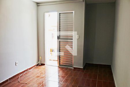 Quarto 1 de casa para alugar com 2 quartos, 65m² em Parada Xv de Novembro, São Paulo