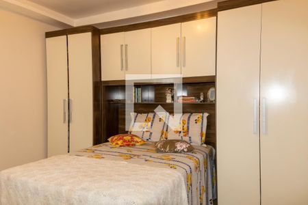 Quarto Suíte de casa de condomínio para alugar com 2 quartos, 85m² em Quintino Bocaiuva, Rio de Janeiro