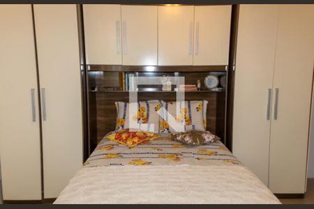 Quarto Suíte de casa de condomínio para alugar com 2 quartos, 85m² em Quintino Bocaiuva, Rio de Janeiro