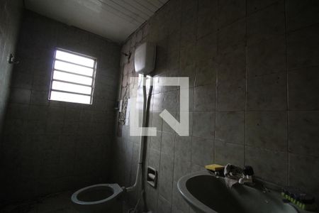 Casa à venda com 310m², 3 quartos e 2 vagasBanheiro