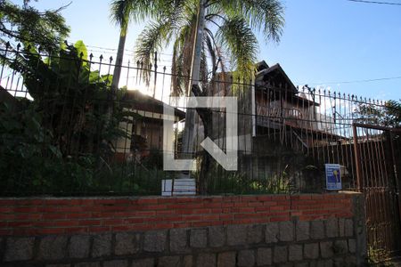 Casa à venda com 310m², 3 quartos e 2 vagasFachada