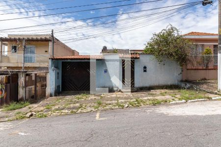 Casa para alugar com 87m², 2 quartos e 3 vagasFachada