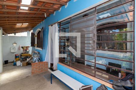 Casa para alugar com 87m², 2 quartos e 3 vagasQuintal