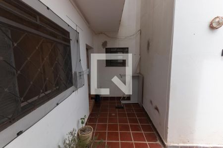 Casa à venda com 60m², 1 quarto e 1 vagaÁrea de serviço
