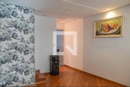Sala de casa de condomínio para alugar com 2 quartos, 75m² em Cooperativa, São Bernardo do Campo