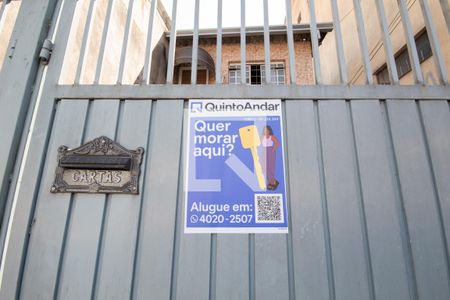 Placa de casa para alugar com 1 quarto, 65m² em Jardim Roberto, Osasco