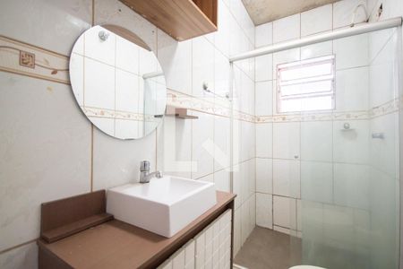 Banheiro de casa para alugar com 1 quarto, 65m² em Jardim Roberto, Osasco