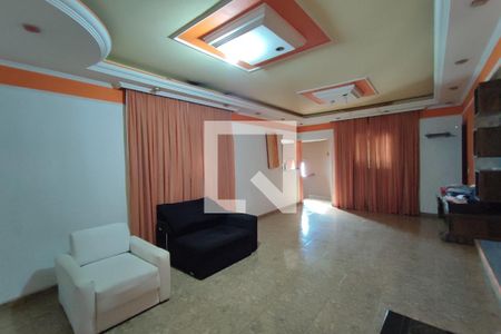 Sala de TV de casa para alugar com 3 quartos, 250m² em Jardim Roseira, Campinas
