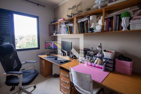 Apartamento à venda com 98m², 3 quartos e 2 vagasQuarto 3