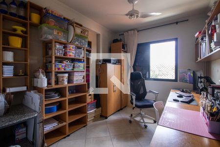 Apartamento à venda com 98m², 3 quartos e 2 vagasQuarto 3