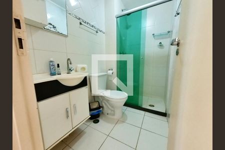 Apartamento à venda com 45m², 2 quartos e 1 vaga Apartamento à venda com 45m², 2 quartos e 1 vagaBanheiro