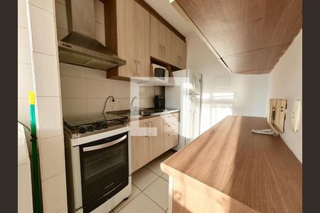Apartamento à venda com 45m², 2 quartos e 1 vaga Apartamento à venda com 45m², 2 quartos e 1 vagaCozinha