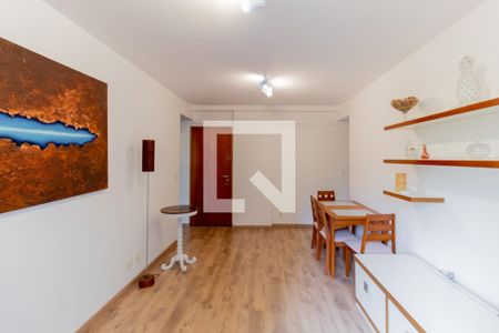 Sala de apartamento para alugar com 2 quartos, 70m² em Botafogo, Rio de Janeiro