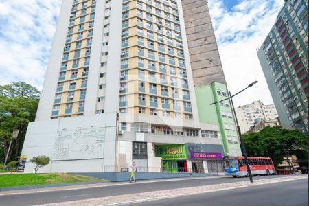 Fachada de apartamento para alugar com 1 quarto, 20m² em Centro Histórico, Porto Alegre