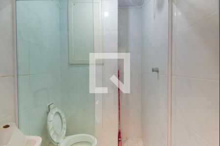 Banheiro de apartamento para alugar com 1 quarto, 20m² em Centro Histórico, Porto Alegre