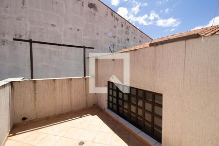 Casa para alugar com 369m², 5 quartos e 3 vagas Casa para alugar com 369m², 5 quartos e 3 vagasÁrea Externa