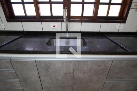 Casa para alugar com 369m², 5 quartos e 3 vagas Casa para alugar com 369m², 5 quartos e 3 vagasCozinha