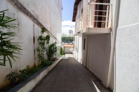 Casa para alugar com 369m², 5 quartos e 3 vagas Casa para alugar com 369m², 5 quartos e 3 vagasGaragem