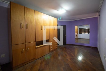 Casa para alugar com 369m², 5 quartos e 3 vagas Casa para alugar com 369m², 5 quartos e 3 vagasQuarto 4