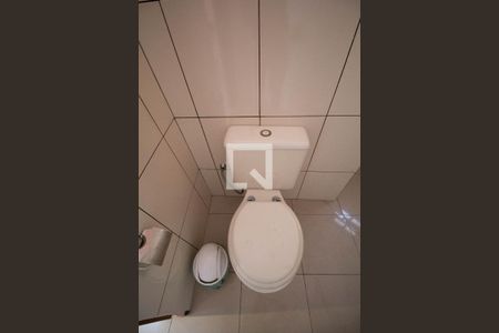 Casa para alugar com 369m², 5 quartos e 3 vagas Casa para alugar com 369m², 5 quartos e 3 vagasBanheiro